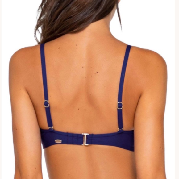 Sunsets 34 D blossom iconic twist top floral Whimsy - Picture 4 of 8